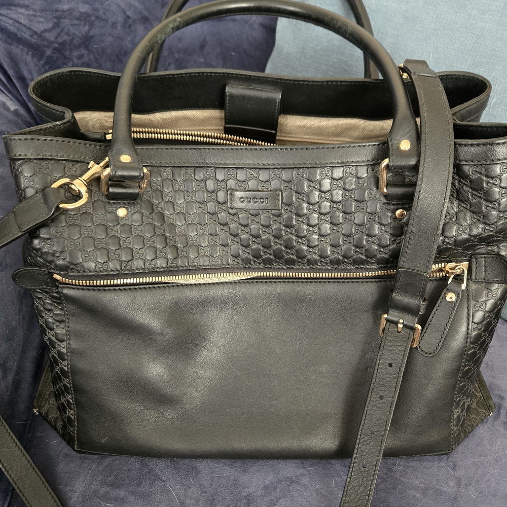 Gucci Black Leather Handbag